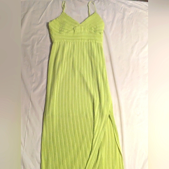 Banana Republic Dresses & Skirts - Maxi dress, sleeveless neon plisse Size 8 Tall